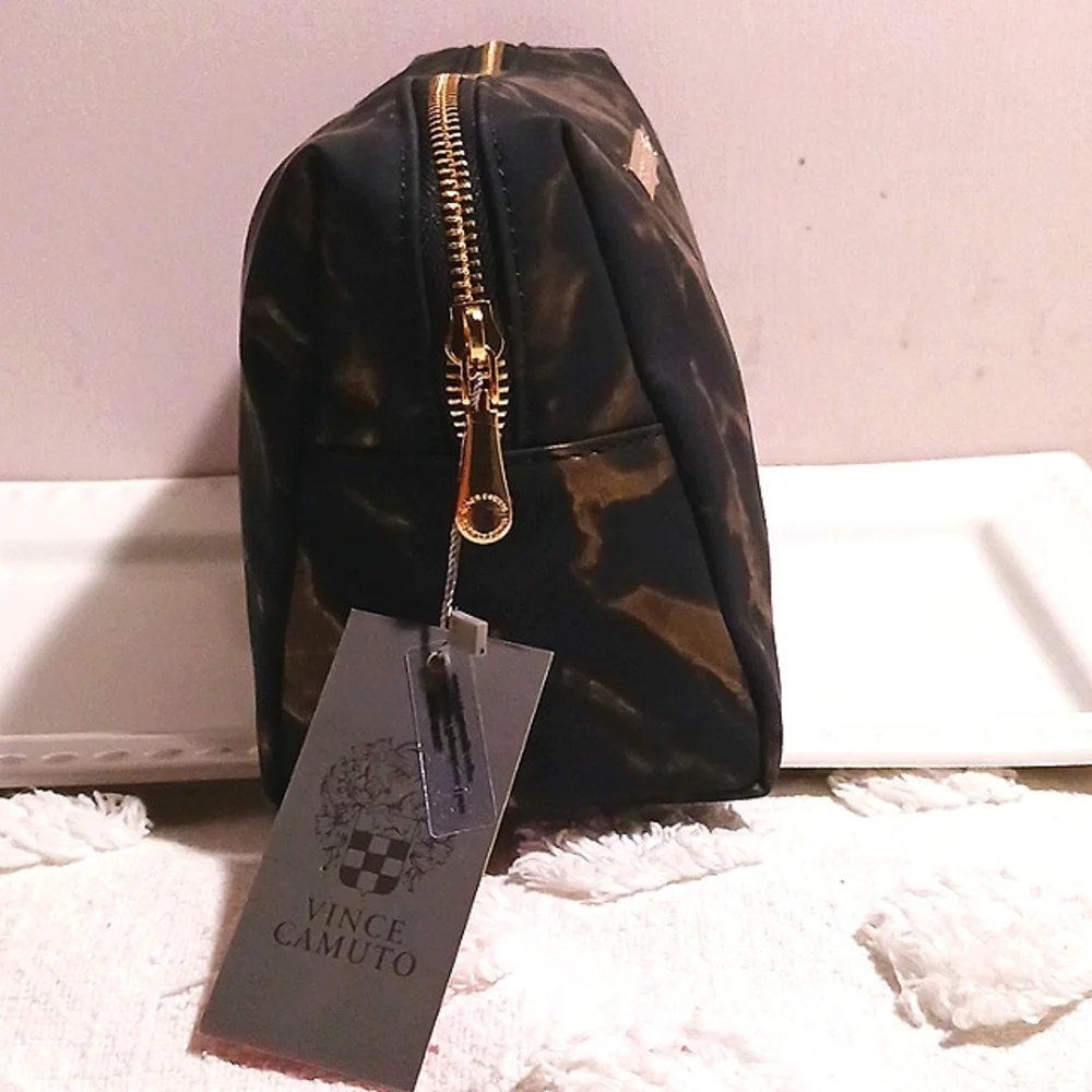 Vince Camuto ⚜️ Tortoise Design Cosmetic Bag *New*